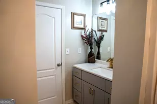 2368 Pate Brook Rd, Snellville, GA 30078 - Photo 19