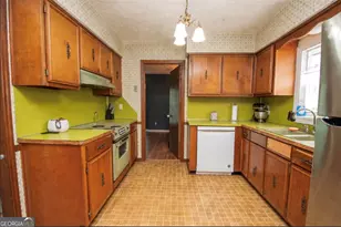 217 Cosby Dr, Lagrange, GA 30241 - Photo 7