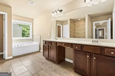 3920 Lake Manor Way, Atlanta, GA 30349 - Photo 17