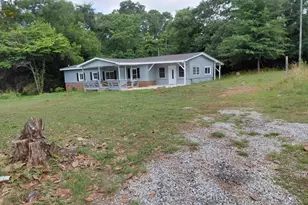 107 Brookview Dr, Griffin, GA 30223 - Photo 13