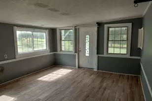107 Brookview Dr, Griffin, GA 30223 - Photo 5