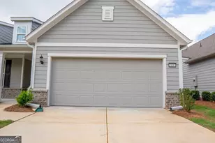 136 Creekside Ct, Griffin, GA 30223 - Photo 3