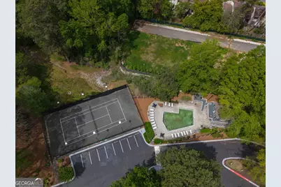 1359 N Crossing Drive NE, Atlanta, GA 30329 - Photo 11