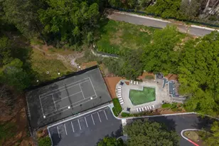 1359 N Crossing Dr NE, Atlanta, GA 30329 - Photo 11
