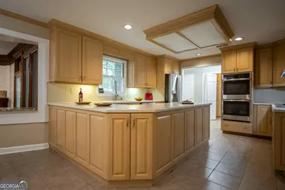 139 Lake Forest Drive, Athens, GA 30607 - Photo 3