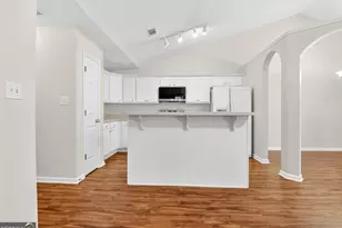 230 Courtyard Dr, Newnan, GA 30265 - Photo 7