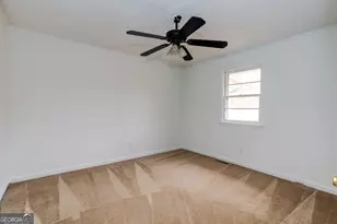 2213 Davis Rd, Stone Mountain, GA 30087 - Photo 13
