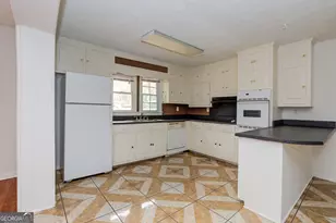 2213 Davis Rd, Stone Mountain, GA 30087 - Photo 5