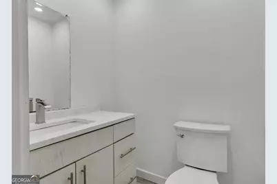 5641 Kingsport Drive #8, Atlanta, GA 30342 - Photo 19