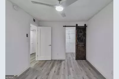 5641 Kingsport Drive #8, Atlanta, GA 30342 - Photo 23