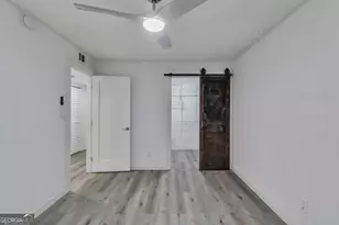 5641 Kingsport Dr, Atlanta, GA 30342 - Photo 23