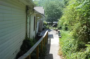 379 Warwoman Rd, Clayton, GA 30525 - Photo 9