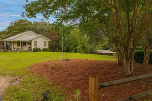 282 Gardner Rd, Baxley, GA 31513 - Photo 1