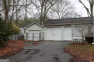 223 Lacey Ln, Winder, GA 30680 - Photo 39