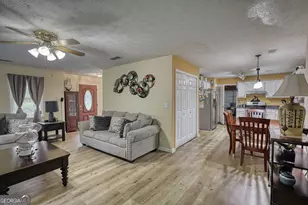 9195 Scarlett Dr SW, Covington, GA 30014 - Photo 11