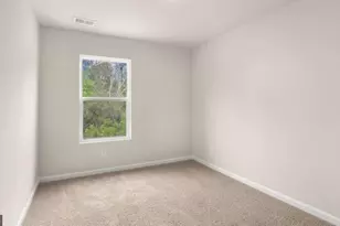 2052 Crossing Rd, Stone Mountain, GA 30088 - Photo 21