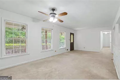 391 Beaumont Drive, Stone Mountain, GA 30087 - Photo 5