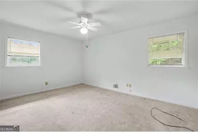 391 Beaumont Drive, Stone Mountain, GA 30087 - Photo 17