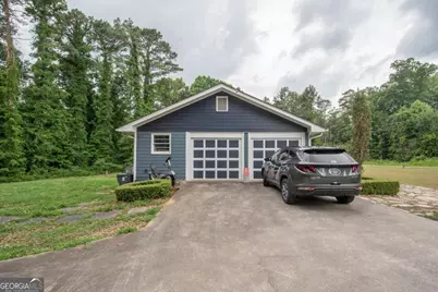 555 White Road, Fayetteville, GA 30214 - Photo 3