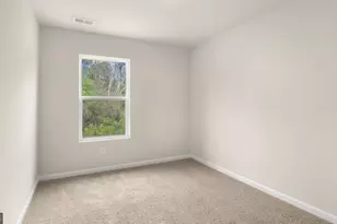 2056 Crossing Rd, Stone Mountain, GA 30088 - Photo 21