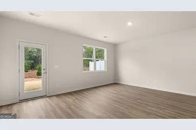 2056 Crossing Road, Stone Mountain, GA 30088 - Photo 11