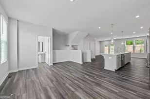 2688 Creekview Terrace NW, Atlanta, GA 30318 - Photo 3