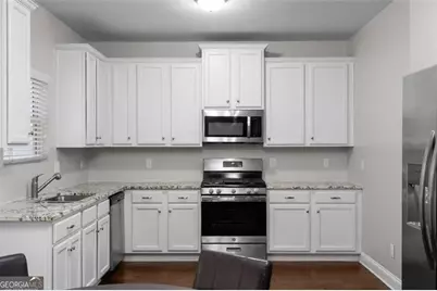 4142 Woodland Park Drive, Atlanta, GA 30331 - Photo 7