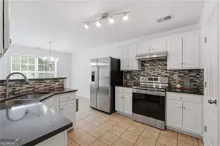 2810 Beech Tr, Braselton, GA 30517 - Photo 7