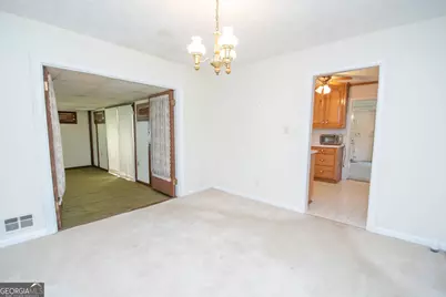 6513 Dunmoor Drive, Jonesboro, GA 30236 - Photo 11