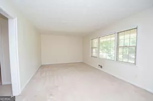 6513 Dunmoor Dr, Jonesboro, GA 30236 - Photo 5