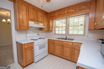 6513 Dunmoor Drive, Jonesboro, GA 30236 - Photo 15