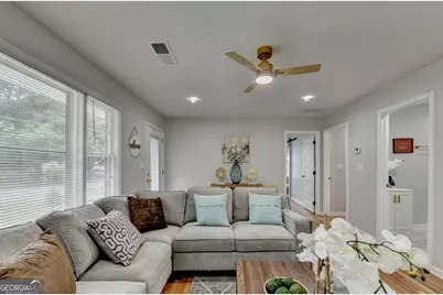 599 Westmeath, Atlanta, GA 30310 - Photo 3