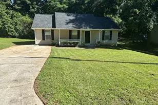 225 Wagon Wheel Dr, Rex, GA 30273 - Photo 1