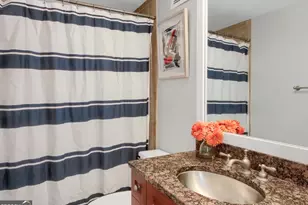 2479 Peachtree Rd NE, Atlanta, GA 30305 - Photo 9