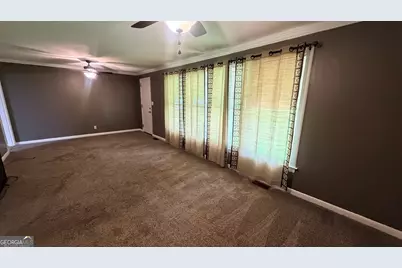 669 S Hill Street, Griffin, GA 30224 - Photo 5