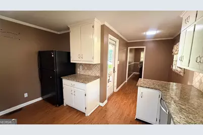 669 S Hill Street, Griffin, GA 30224 - Photo 9