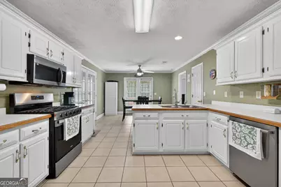 196 Ashley Drive, McDonough, GA 30252 - Photo 11