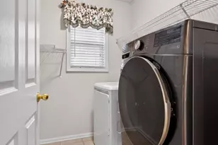 196 Ashley Dr, McDonough, GA 30252 - Photo 17