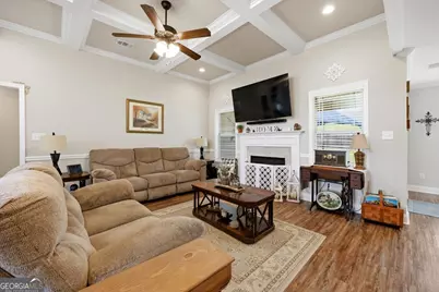 207 Creek Ridge Drive, Warner Robins, GA 31088 - Photo 5