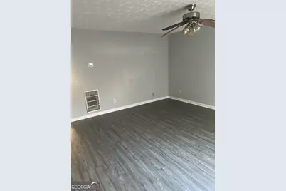 2279 Strathmoor Manor Drive, Lithonia, GA 30058 - Photo 3