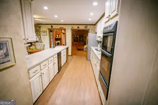 6960 Northgreen Dr, Sandy Springs, GA 30328 - Photo 15