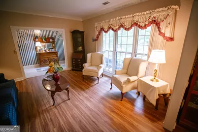 6960 Northgreen Drive, Sandy Springs, GA 30328 - Photo 5