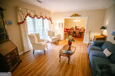 6960 Northgreen Drive, Sandy Springs, GA 30328 - Photo 7