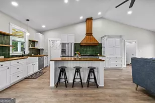 1329 Standing Rock Rd, Senoia, GA 30276 - Photo 9