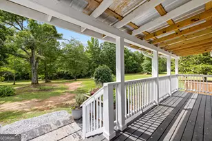1329 Standing Rock Rd, Senoia, GA 30276 - Photo 5