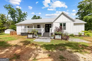 1329 Standing Rock Rd, Senoia, GA 30276 - Photo 3