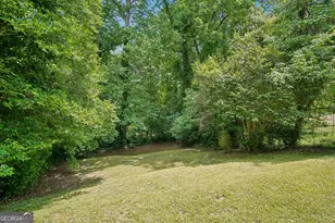 655 Albert St NW, Atlanta, GA 30318 - Photo 19