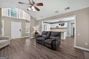 6020 Fieldwood Ln, Loganville, GA 30052 - Photo 13