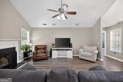 6020 Fieldwood Lane, Loganville, GA 30052 - Photo 11