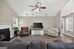 6020 Fieldwood Ln, Loganville, GA 30052 - Photo 11